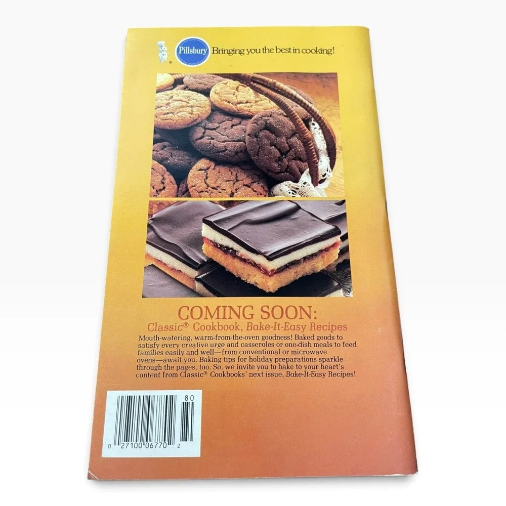 Vintage Pillsbury Classic Cookbook #80: M-m-m More COOKIES - Recipes Softcover